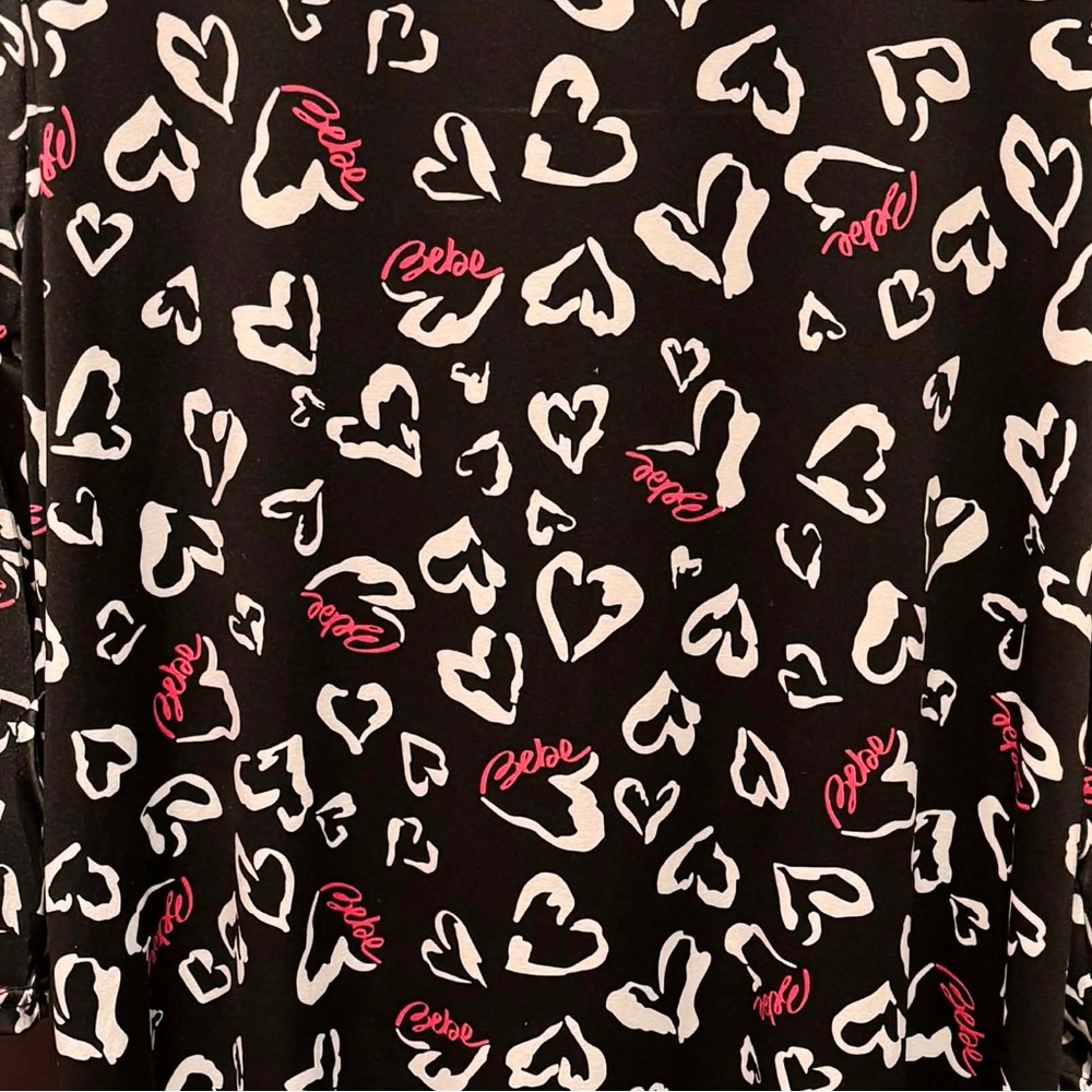 Black Heart Patterned robe MEDIUM - Picture 5 of 5